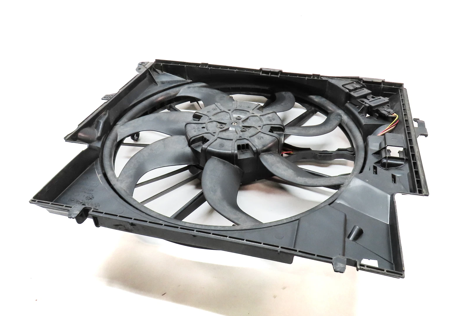 07 16 BMW 135i 335i X1 Z4  E84 E87 E90 E89  600 WATT RADIATOR COOLING FAN MOTOR