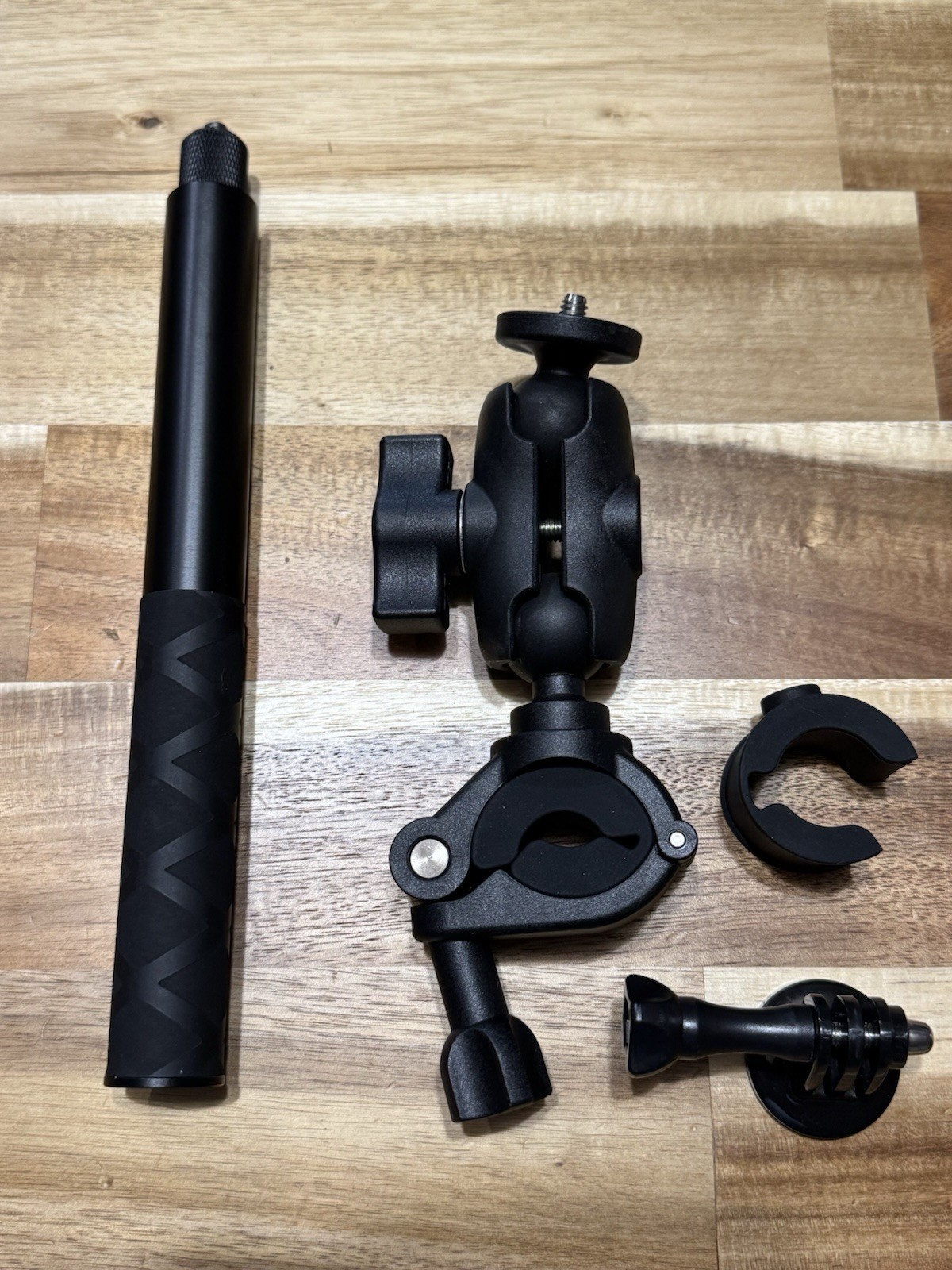 114cm Invisible Extendable Selfie Stick   Motorcycle Mount for Insta360 X3 X4 X5