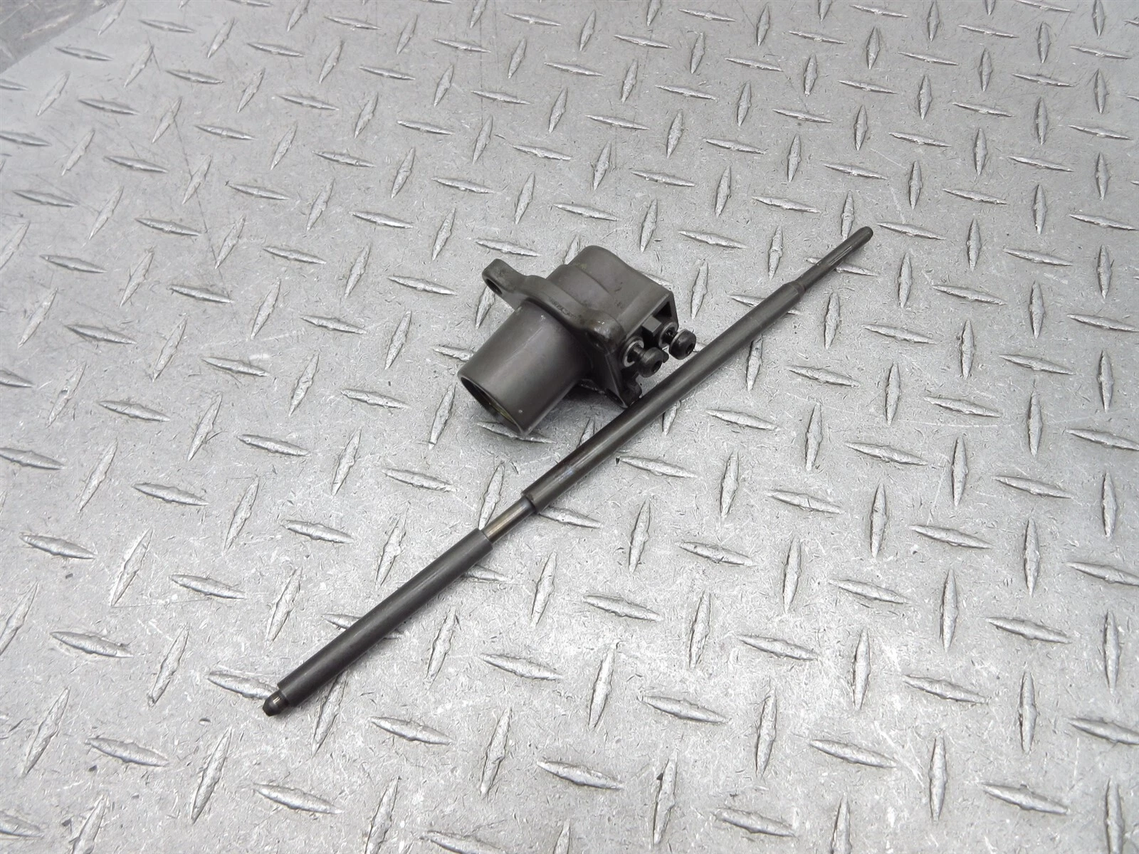 2002 00-06 BMW R1150 R1150R Varilla de empuje de liberación del cilindro de comando esclavo del embrague