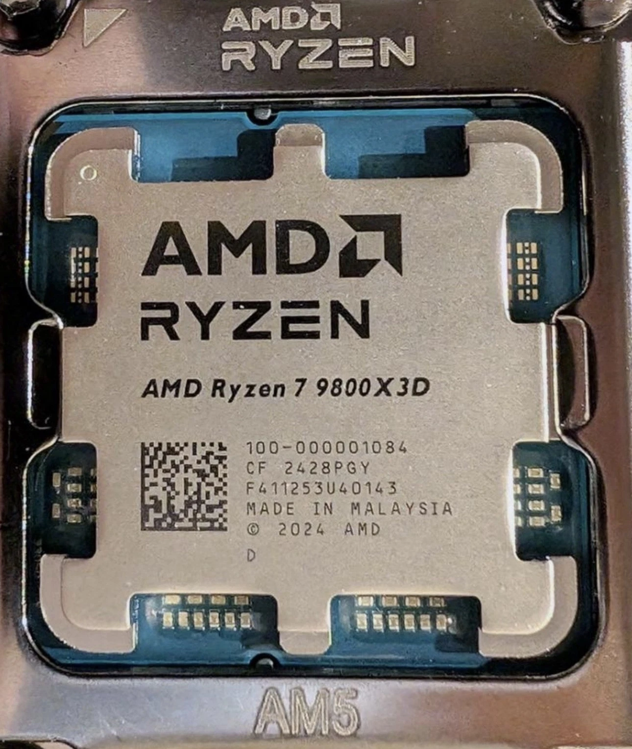 AMD RYZEN 7 9800X3D 8 Core  16 Thread Desktop Processor AM5 Socket