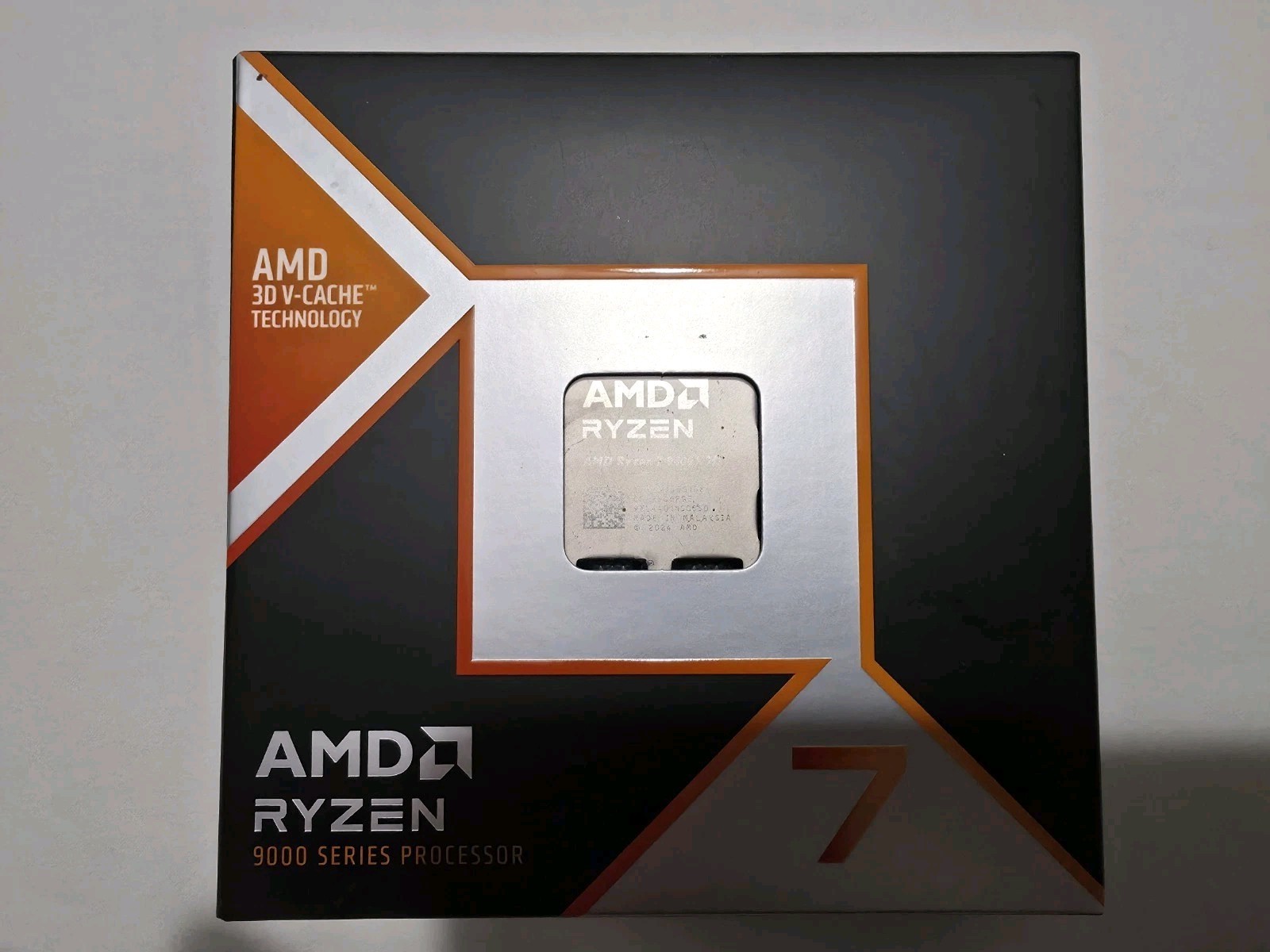 AMD Ryzen 7 9800X3D   Ryzen 7 9000 Series Zen 5 8 Core 5 2 GHz   Socket AM5 120W