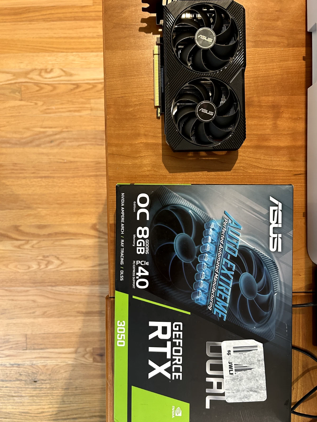 ASUS Dual GeForce RTX 3050 8GB GDDR6 Video Card    DUAL RTX3050 O8G 