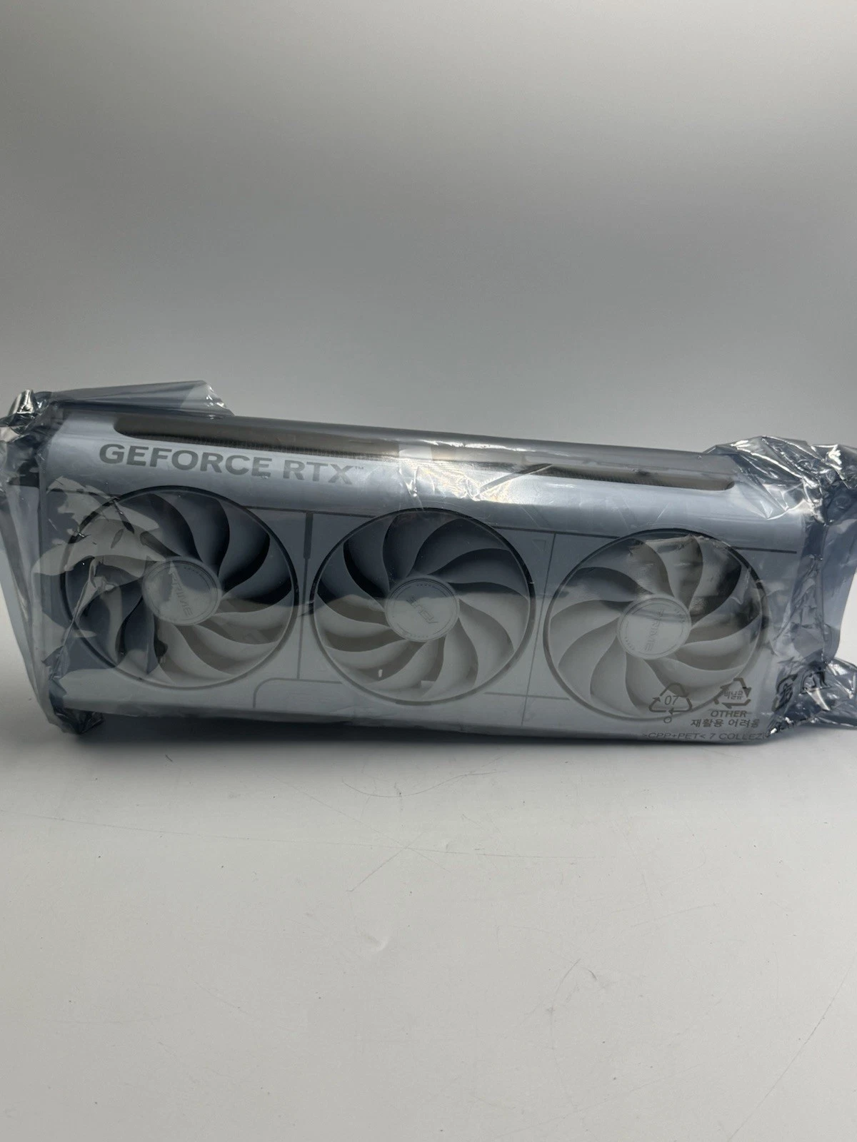 ASUS PRIME GeForce RTX 5070 12GB GDDR7 PCI Express 5 0 x16 ATX Graphics Card DLS