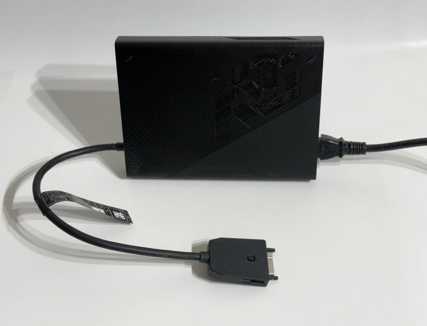 ASUS ROG XG Mobile NVIDIA RTX 3080 16GB eGPU External Graphics  GC31  Ally/Flow