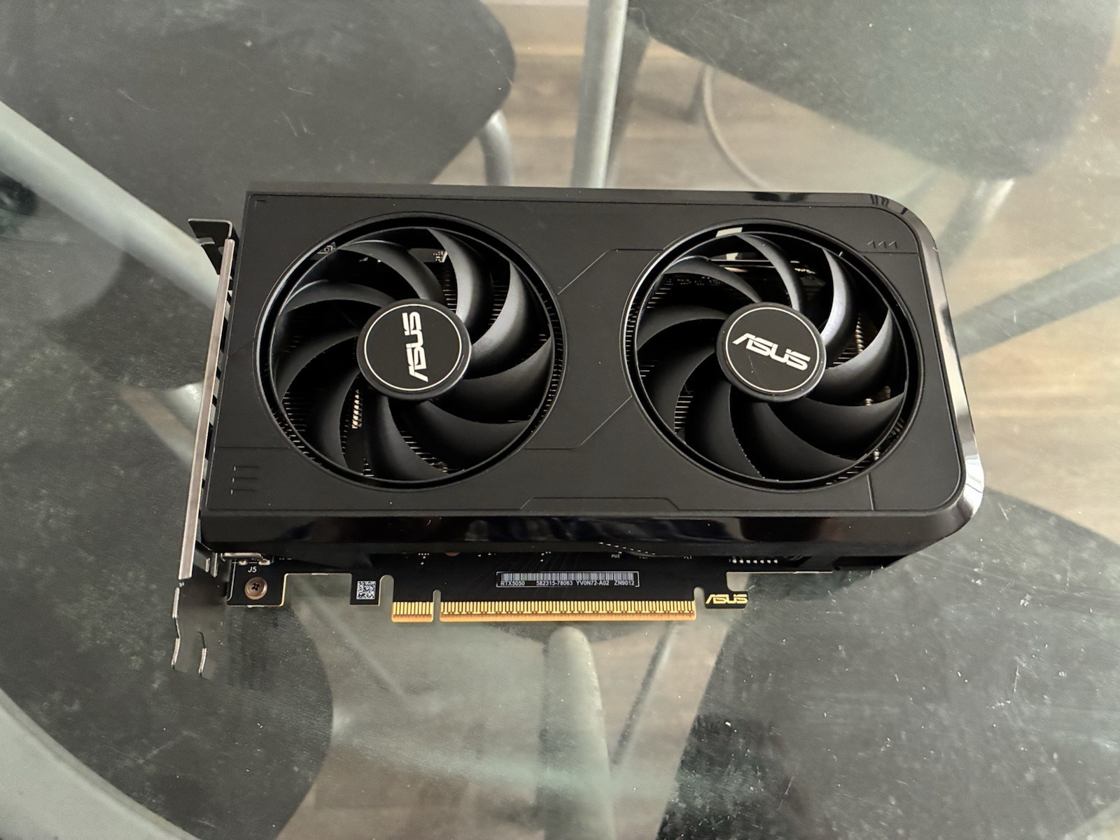 ASUS RTX 5050 8GB GDDR6 Graphics Card DUAL RTX5050 08G OC Edition GPU