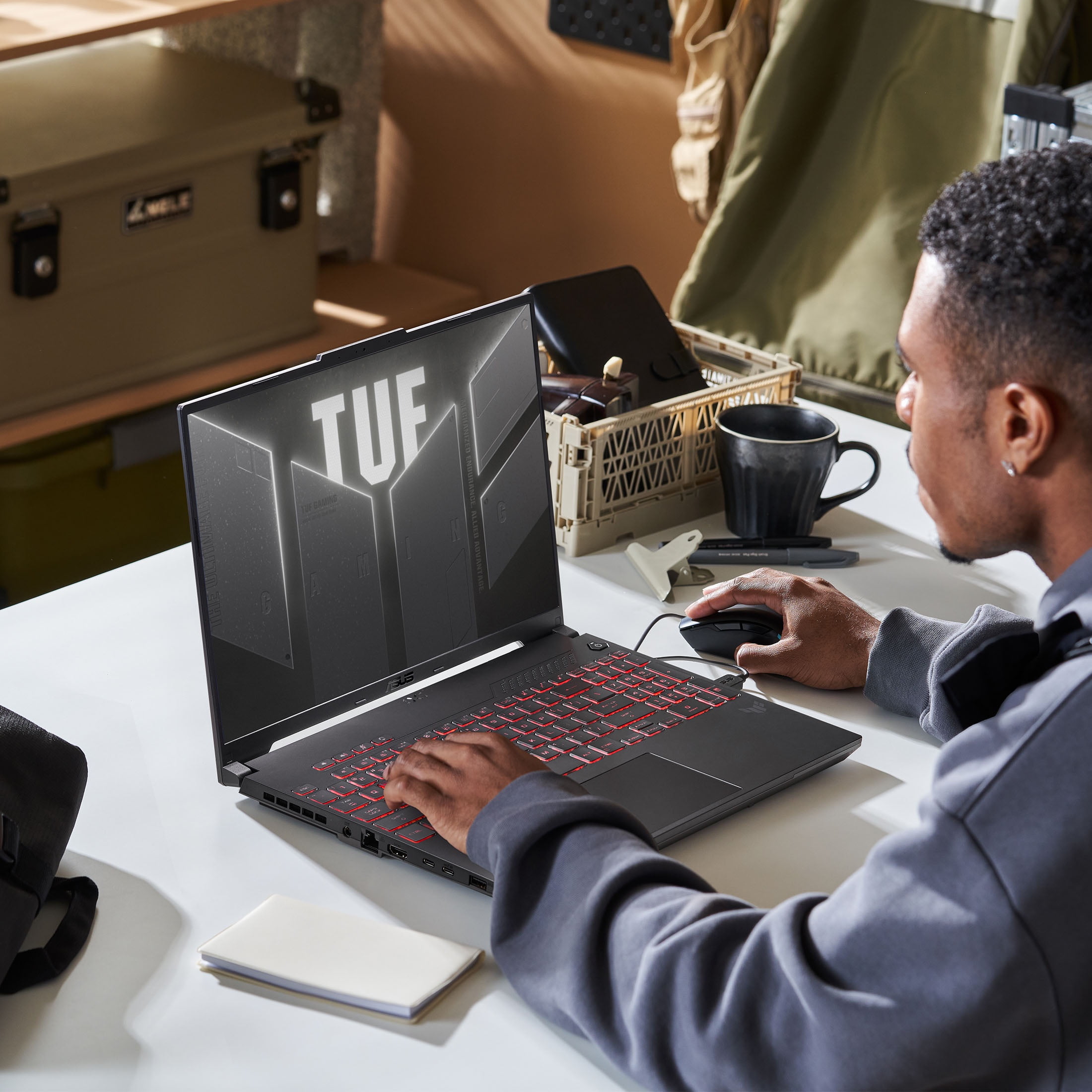 ASUS TUF Gamer A16 Portátil para Juegos, 16” WUXGA 144Hz, AMD Ryzen 7 7445HS, NVIDIA GeForce RTX 4050, 16GB DDR5, 512GB PCIe SSD Mecha Gris - 3 Meses de Microsoft 365 Personal Incluido