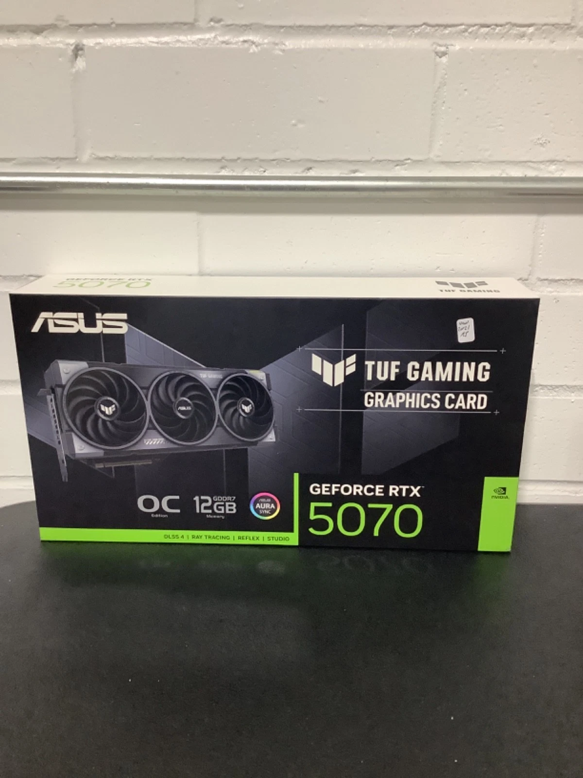 ASUS TUF Gaming GeForce RTX 5070 OC Edition