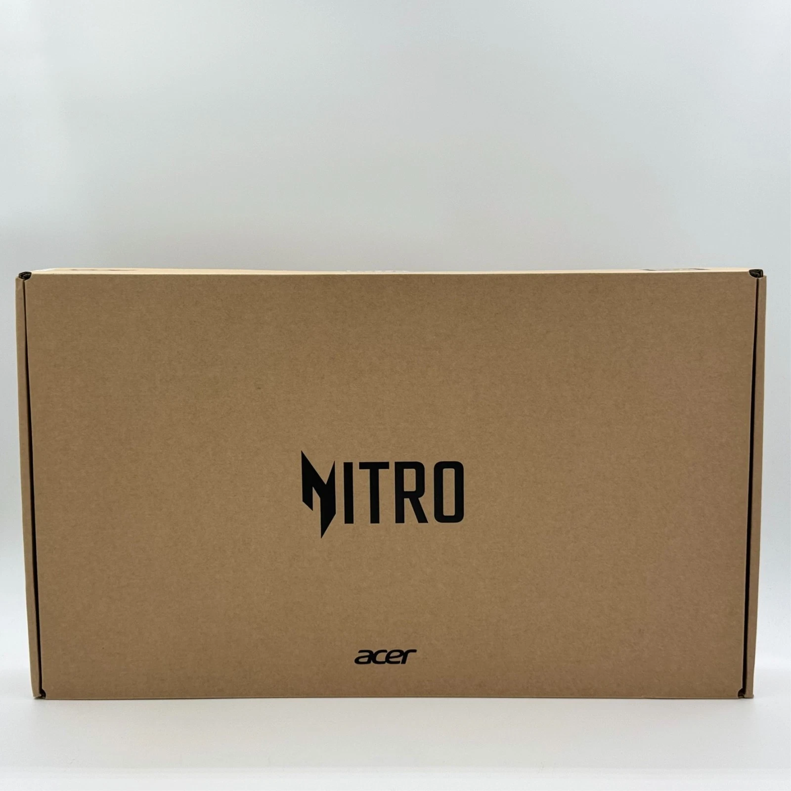 Acer Nitro V 16 Gaming Laptop   Intel Core 7   RTX 5060   32GB RAM   180Hz   16"