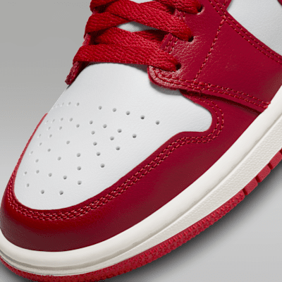 Talla 9.5W-8M Air Jordan 1 Low