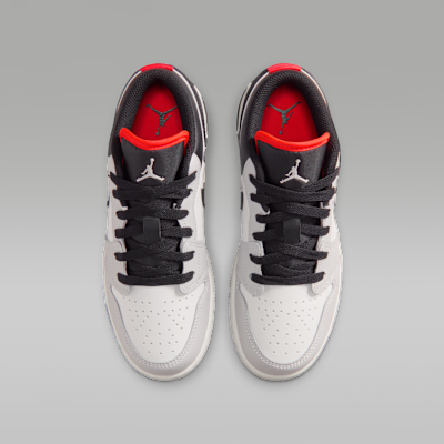 Air Jordan 1 Low, talla 6.5 Y