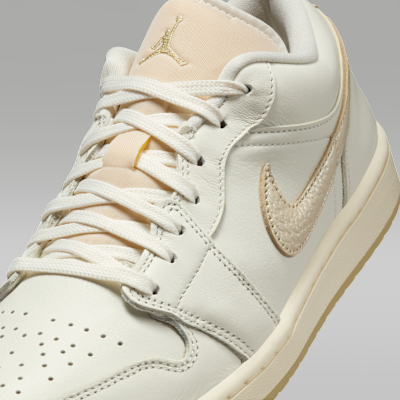 Talla 9 women Air Jordan 1 Low SE