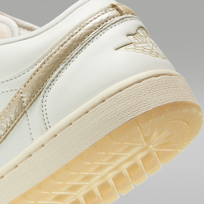 Talla 9 women Air Jordan 1 Low SE