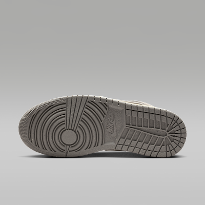 Air Jordan 1 Low SE