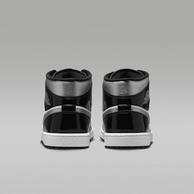 Talla M9. 5 Air Jordan 1 Mid SE