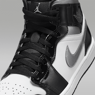Talla M9. 5 Air Jordan 1 Mid SE