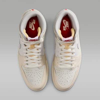 Talla 11 M - Air Jordan 1 Retro High OG