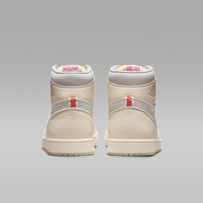 Talla 11 M - Air Jordan 1 Retro High OG