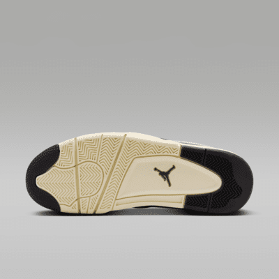 Air Jordan 4 RM