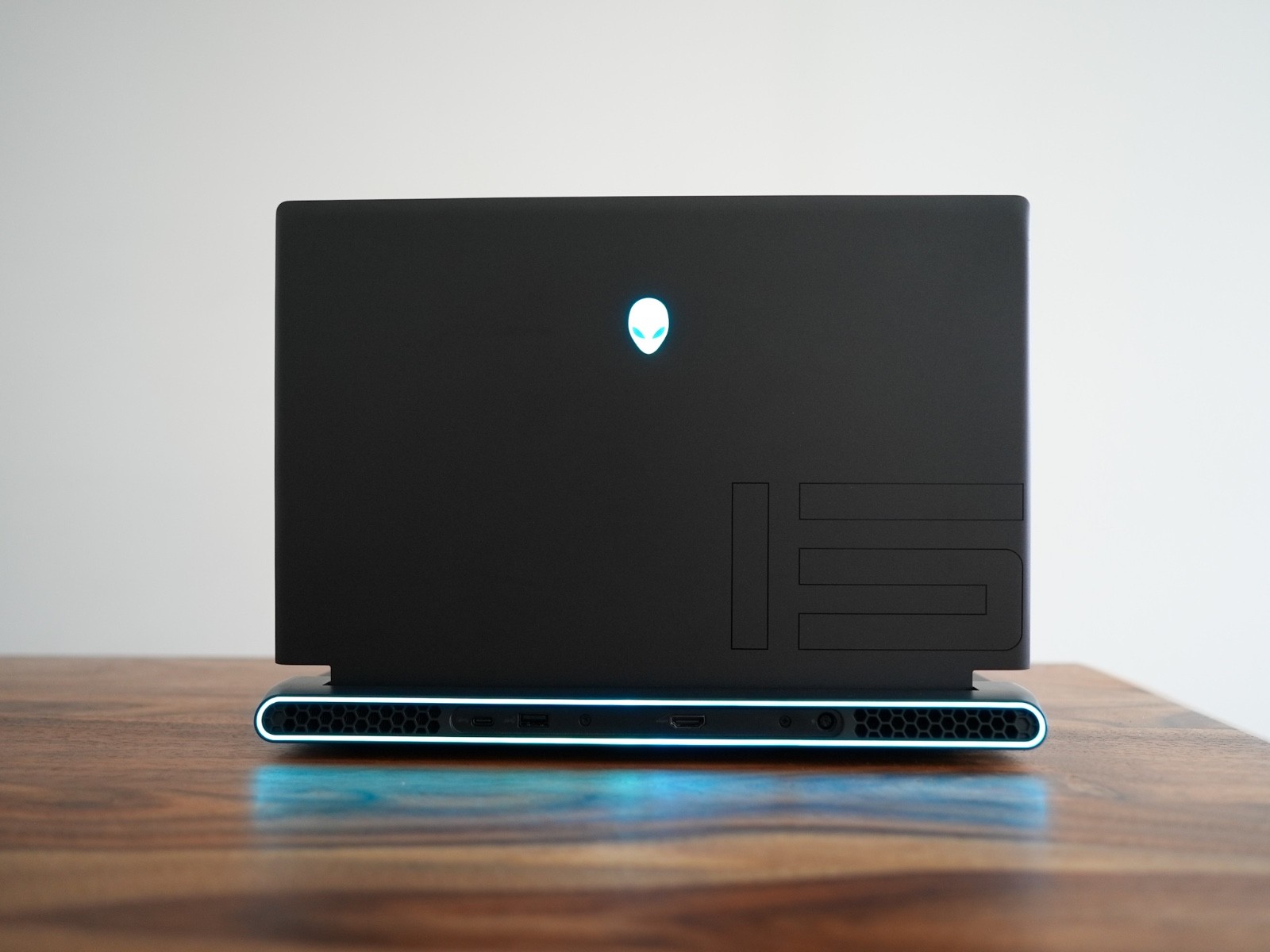 Alienware m15 R7 AMD – Ryzen 9 – RTX 3080 – 32 GB de RAM – SSD de 1 TB - Portátil para juegos