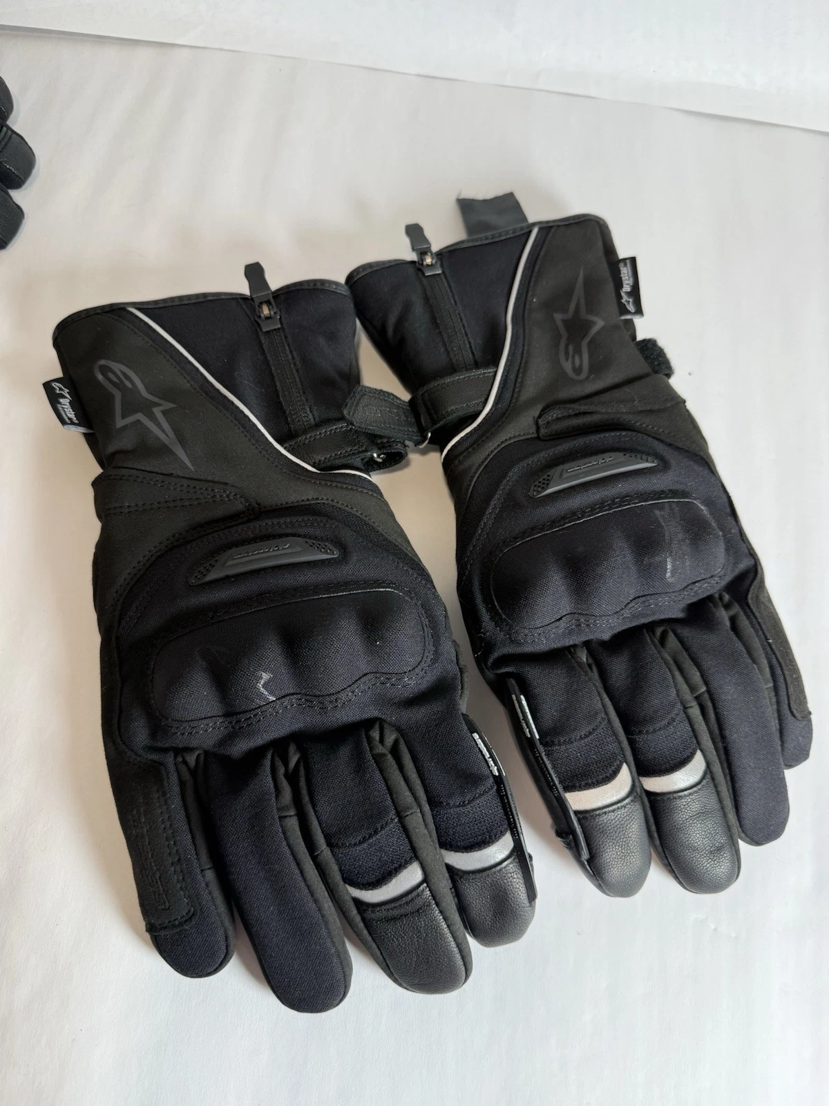 Alpine Star Drystar Men s Waterproof Motorcycle Gloves  Long Cuff  Size Xl