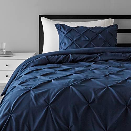 Amazon Basics Warm  Breathable Queen Size Comforter Sets  All Season Down Alternative 3 Piece Bedding Set  Pinch Pleat Design  Full/Queen Size  Cream