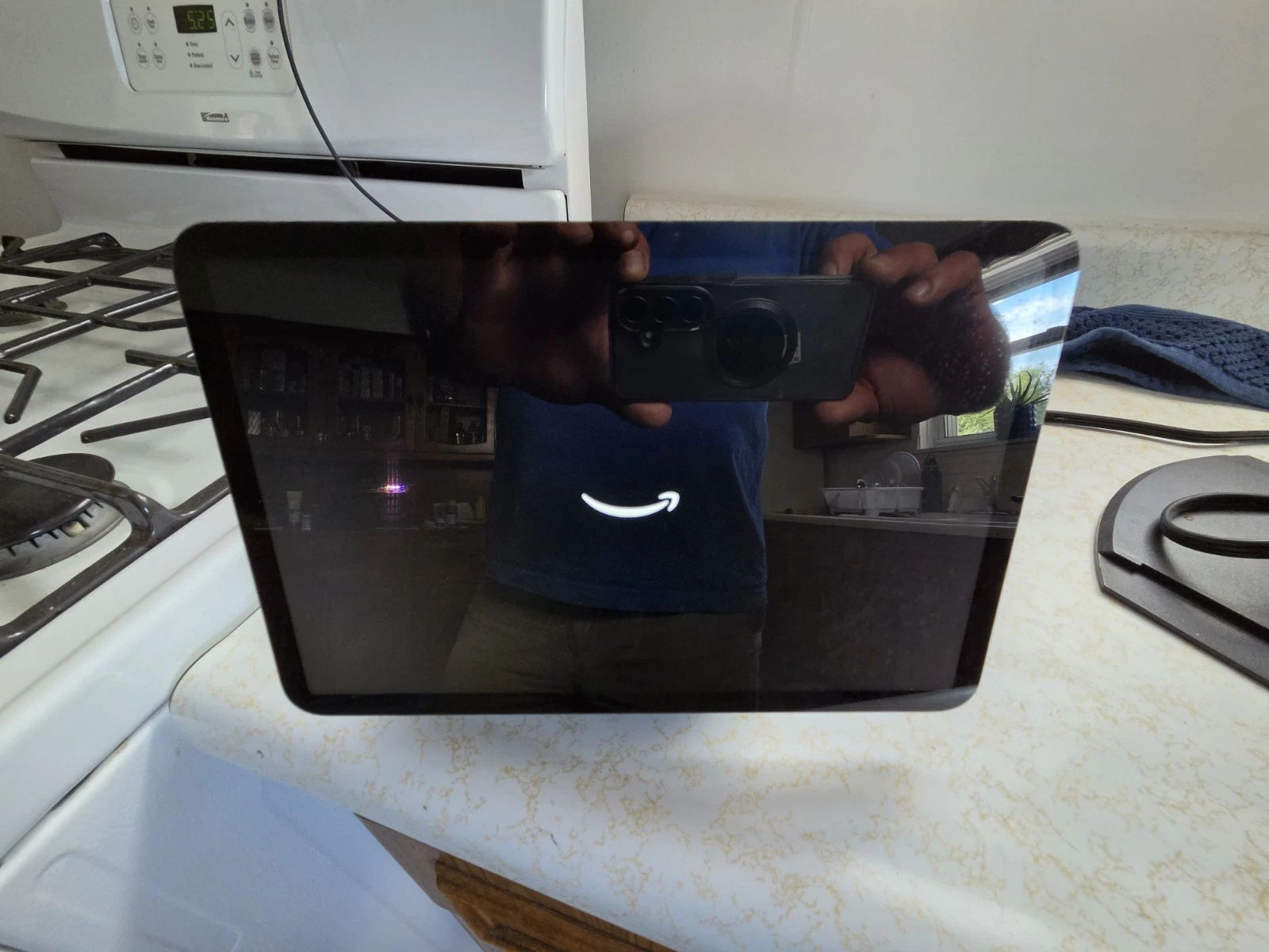 Amazon Echo Show 11 11" Smart Speaker Display  Alexa Touchscreen  Gray