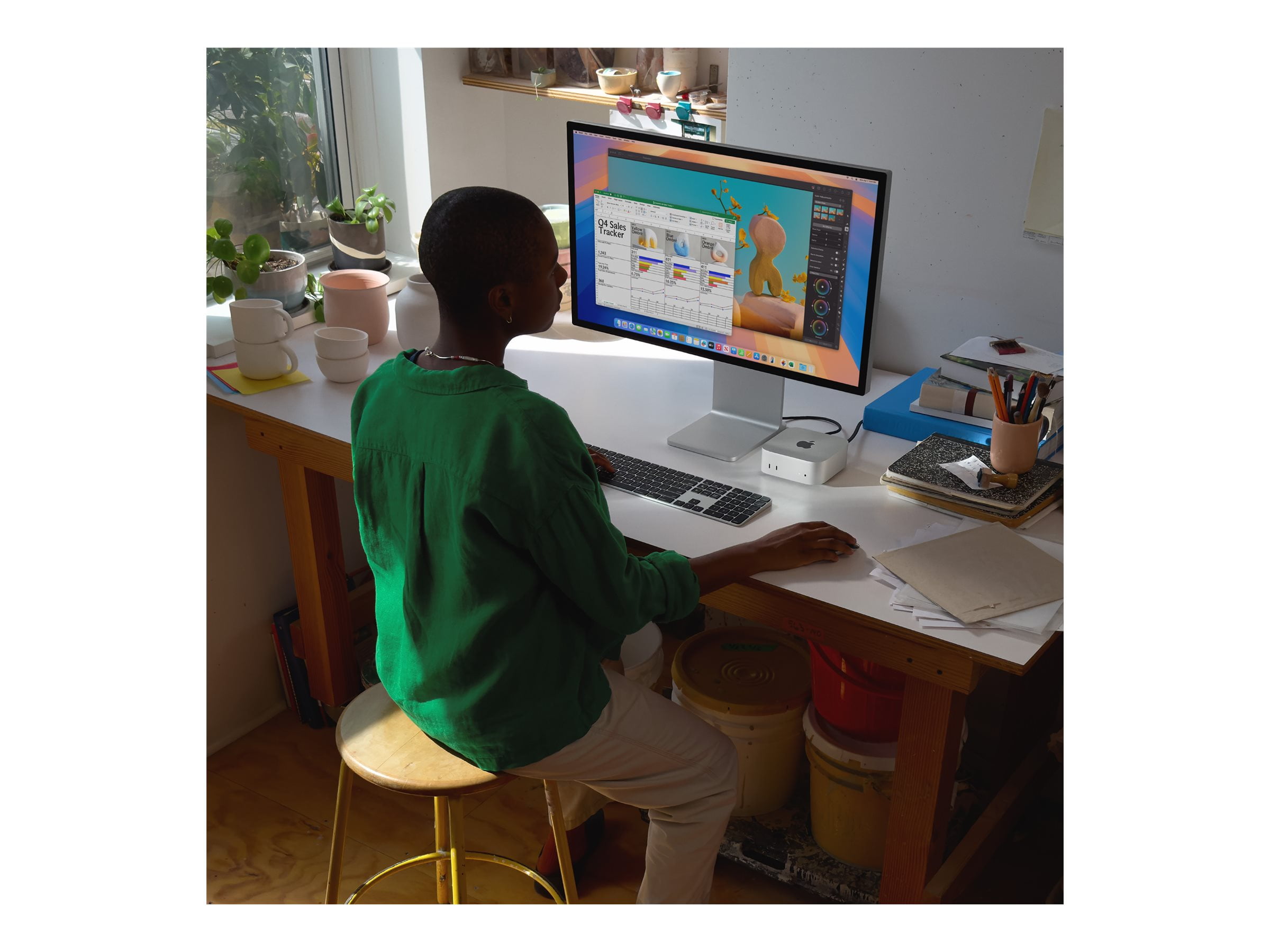 Apple 2024 Mac Mini Desktop Computer with M4 chip with 10 core CPU and 10 core GPU  Built for Apple Intelligence  16GB Unified Memory  256GB SSD Storage  Gigabit Ethernet  Works with iPhone/iPad