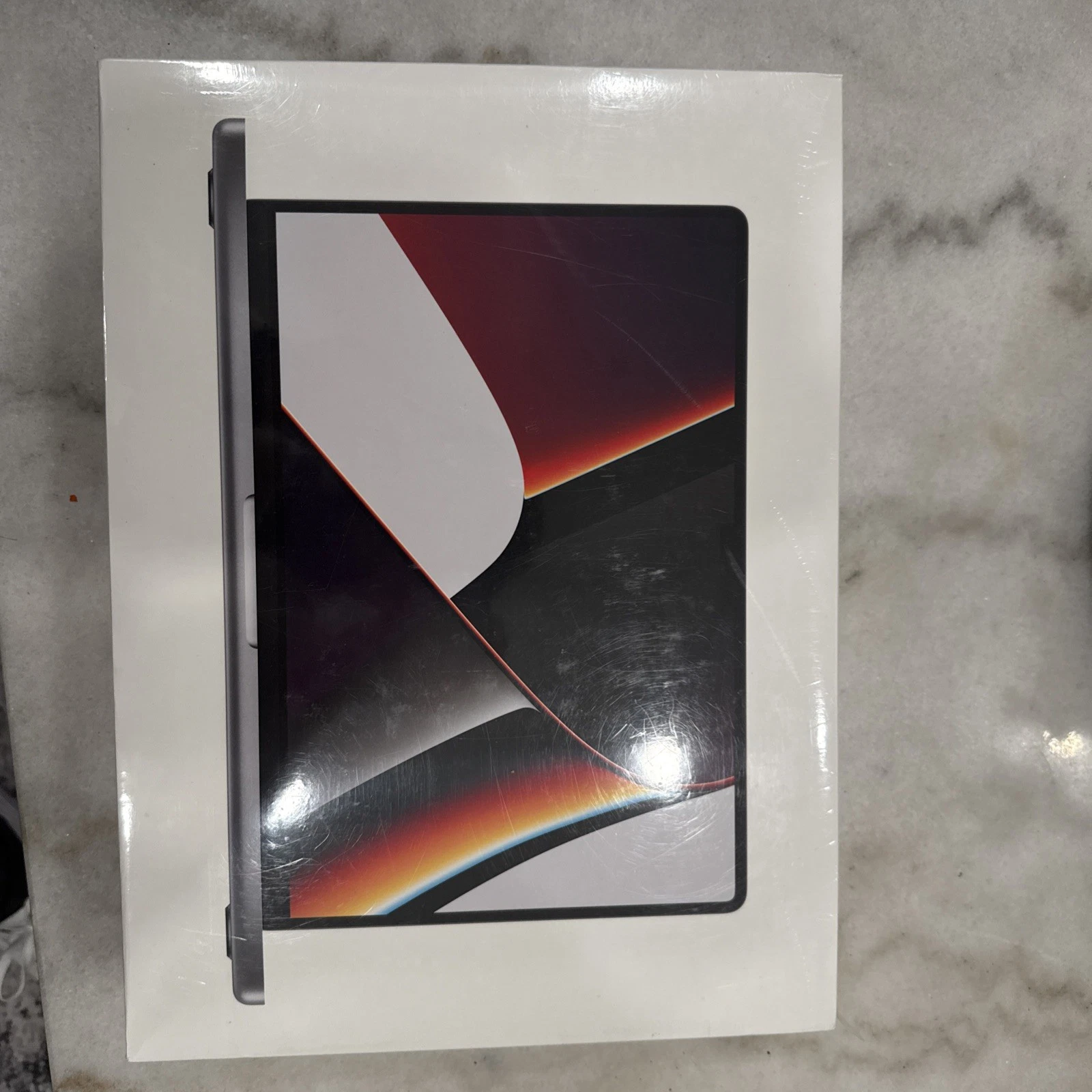 Apple MKGR3LL/A  14"  M1 Pro 8 CPU 3 2 GHz  16GB RAM  512GB SSD Read description