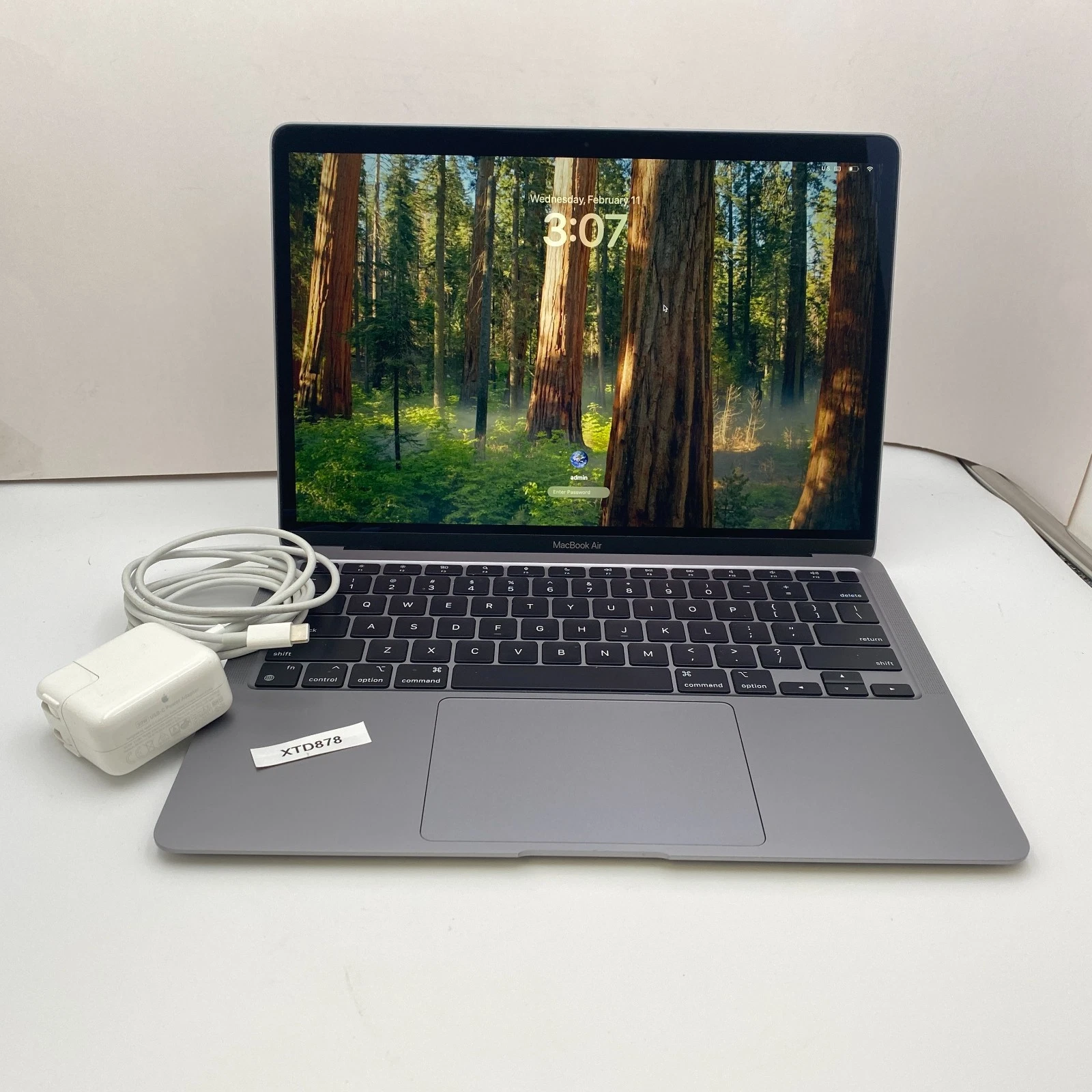 Apple MacBook Air 13" 2020   M1 8 Core 8GB RAM 512GB SSD   Gray A2337   Open Box