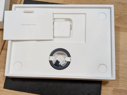 Apple MacBook Air 13 6 M4 10 Core CPU 16GB 256GB SSD 8 Core GPU