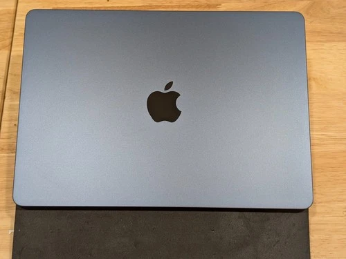 Apple MacBook Air 13 6 M4 10 Core CPU 16GB 256GB SSD 8 Core GPU