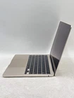 Apple MacBook Air 13" A2681  2022  M2 8 Core GPU 8GB RAM 256GB SSD