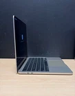 Apple MacBook Air 2022 13"  256GB SSD  M2 8 core  8GB  100  BH 61 Cycle