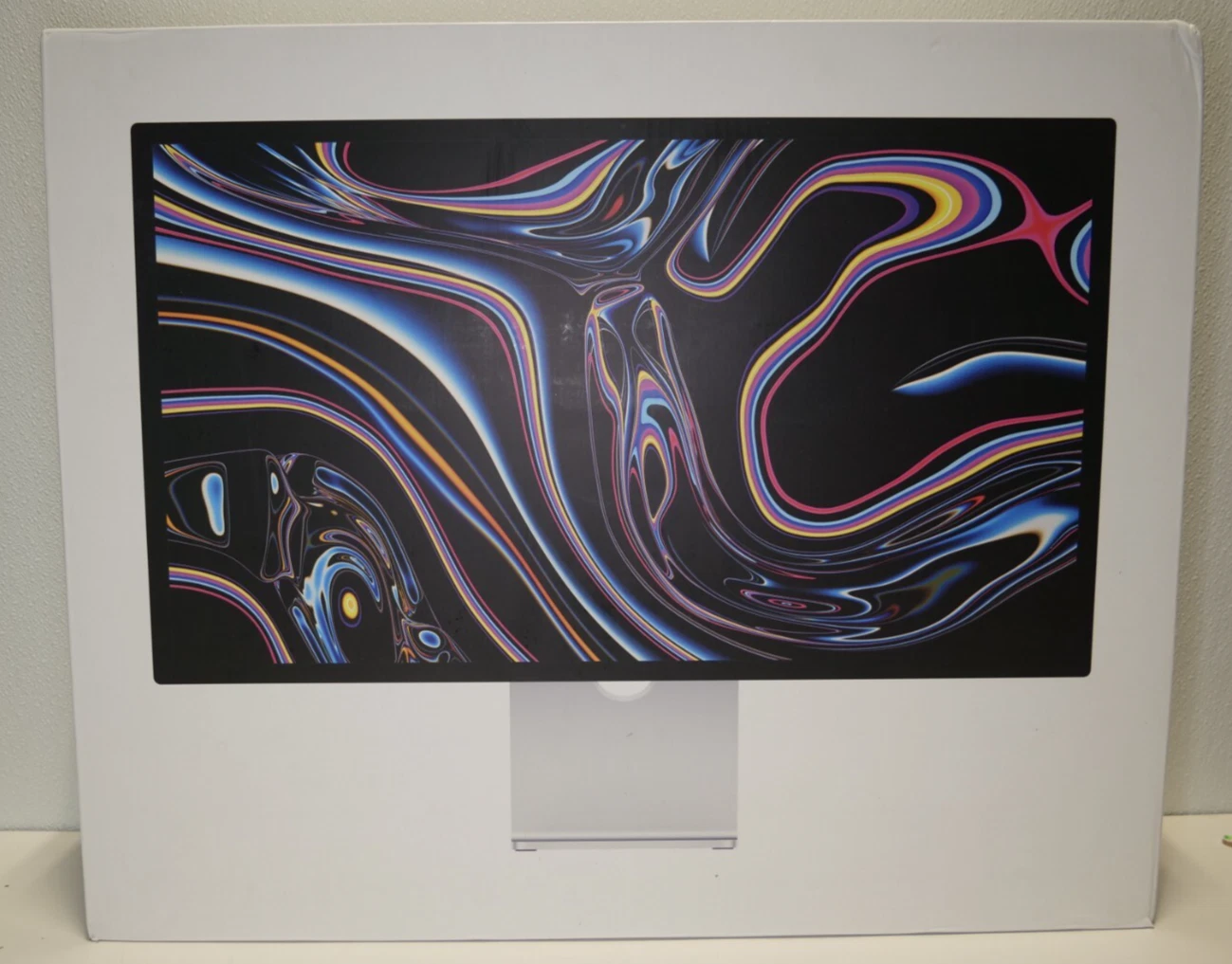 Apple Studio Display   Standard Glass   Tilt Adjustable Stand A2525 MK0U3VC/A