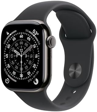 Apple Reloj inteligente de la serie 11 [GPS 1.811 in] con caja de aluminio gris espacial con correa deportiva negra - M/L. Puntuación de sueño, rastreador de fitness, monitoreo de salud, pantalla siempre encendida, resistente al agua
