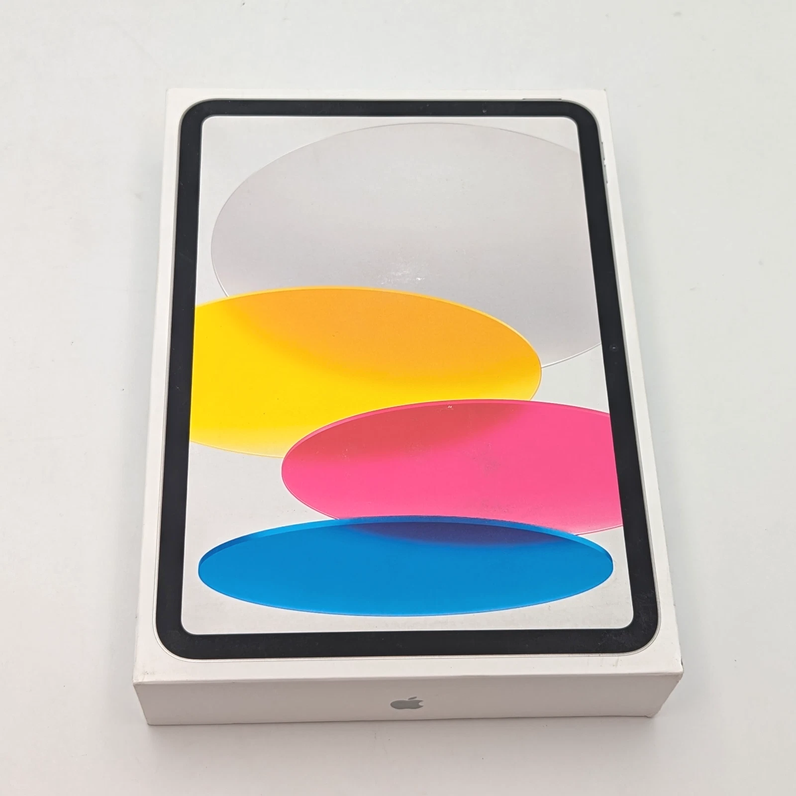 Apple iPad  A16  11 inch A3354 128GB   Silver   WIFI ONLY