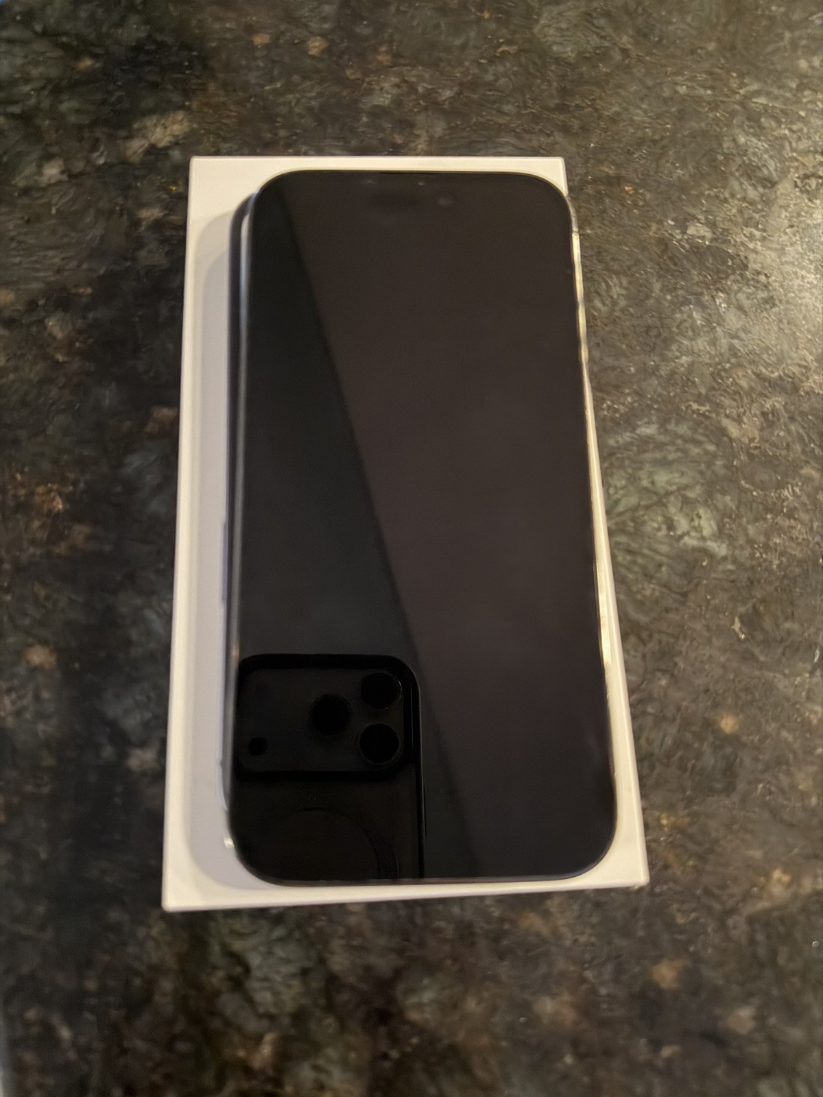 Apple iPhone 14 Pro 128GB Deep Purple   Unlocked  Used  