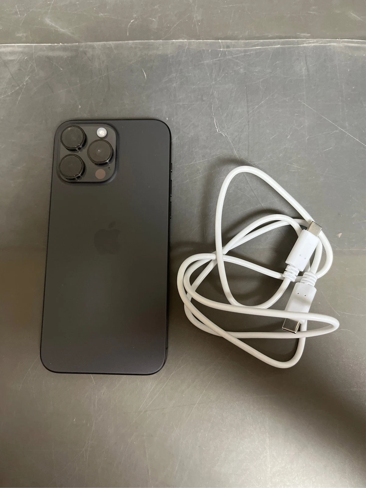 Apple iPhone 15 Pro Max  256GB  Black Titanium   Unlocked