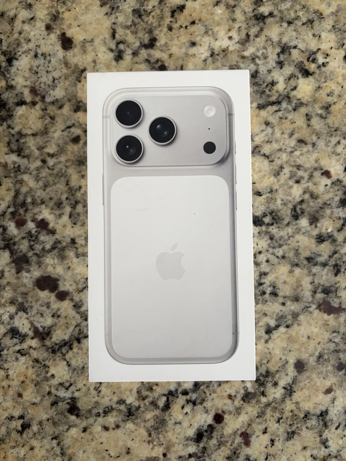 Apple iPhone 17 Pro 256 GB Silver  Unlocked 