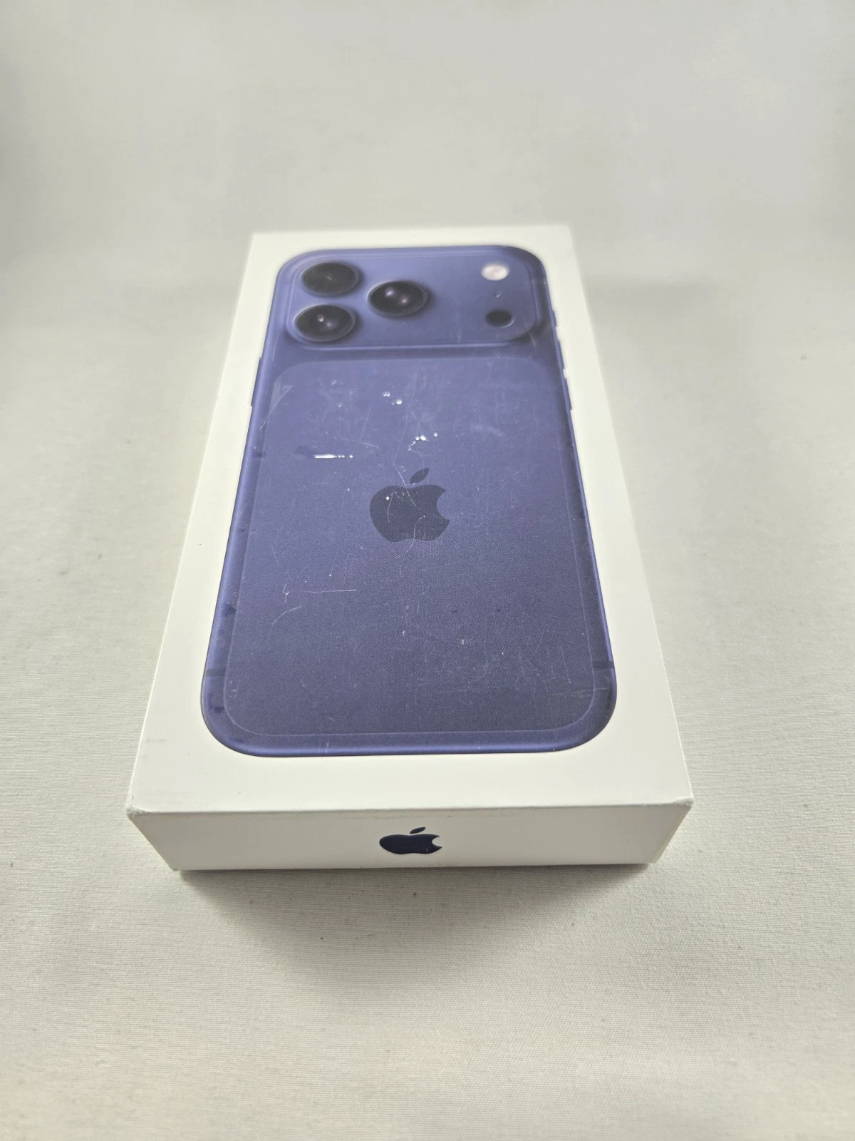 Apple iPhone 17 Pro 256GB Deep Blue cricket