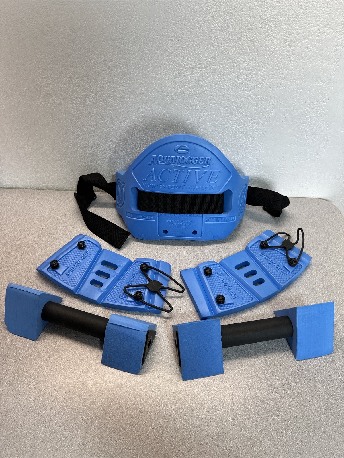 AquaJogger Shape Belt With Wrist Cuffs And Dumbbell Set