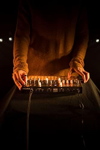 Arturia   MicroFreak Synthesizer Keyboard   25 Key Hybrid Synth with PCB Keyboard  Wavetable & Digital Oscillators  Analog Filters