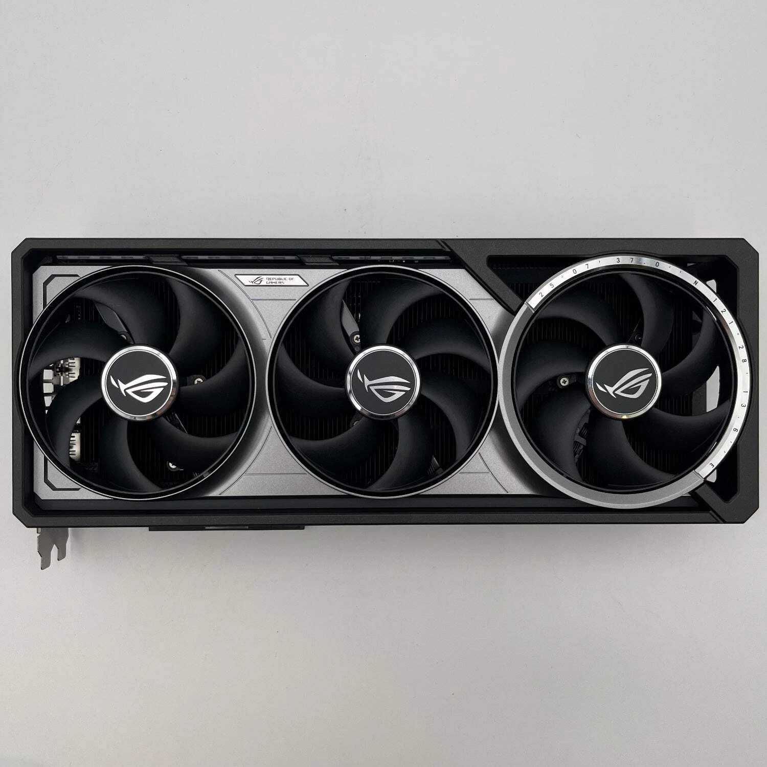 Asus GeForce RTX 5080 16GB GDDR7 Graphics Card RTX5080 O16G GAMING ROG Astral