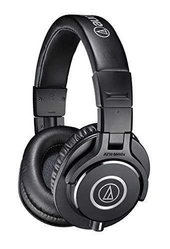 Audio Technica ATH M40x Professional Studio Monitor Headphones   Slappa Full Sized HardBody PRO Headphone Case  SL HP 07
