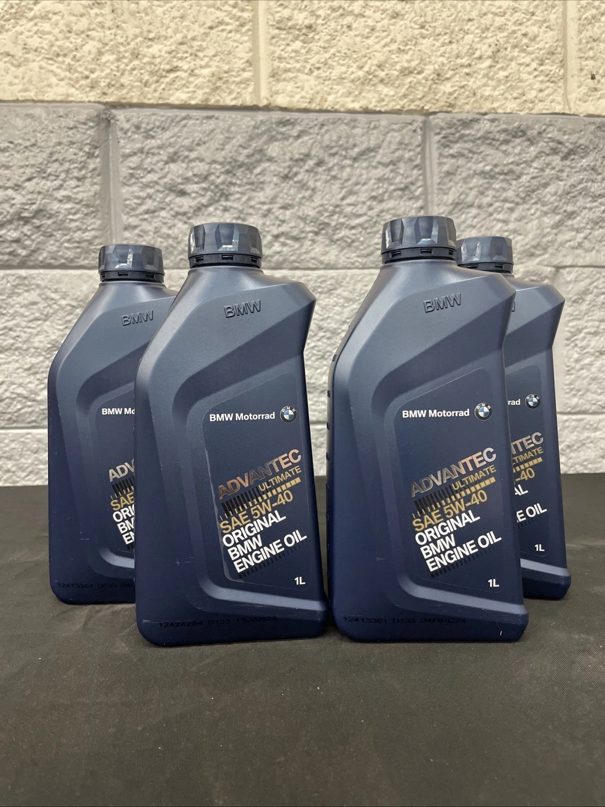 BMW Motorrad ADVANTEC ULTIMATE SAE 5W 40 ENGINE OIL     4 QT PACK    83212365958