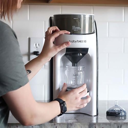 Baby Brezza New and Improved Formula Pro Advanced Formula Dispenser Machine   Automatically Mix a Warm Formula Bottle Instantly   Easily Make Bottle with Automatic Powder Blending  White