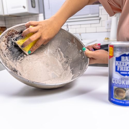 Bar Keepers Friend Cookware Cleanser & Polish  2 x 12 oz  Stainless Steel Cleaner & Degreaser for Pots  Pans  Bakeware & Grills   Removes Sticky Residue  Rust Stains & Lime Deposits