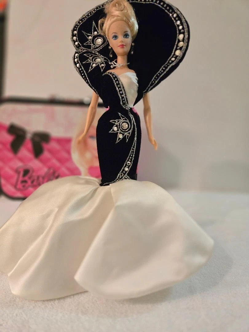 Barbie Jewell Essence Dazzle Bob Mackie 1996 Doll