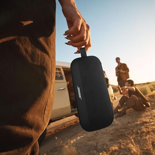 Bose SoundLink Flex Bluetooth Speaker  2nd Gen    Portable Outdoor Speaker with Hi Fi Audio  Waterproof and Dustproof  USB C  Up to 12 Hours Battery Life  Black
