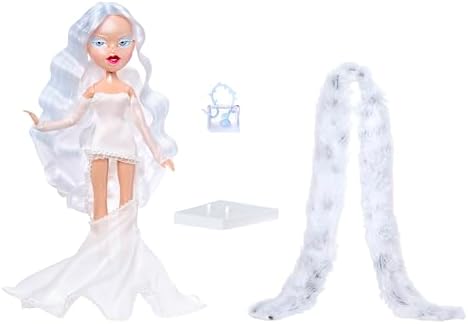 Bratz 2025 Holidayz Frosty Nightz Cloe Collector Doll with Premium Fashions and Accessories